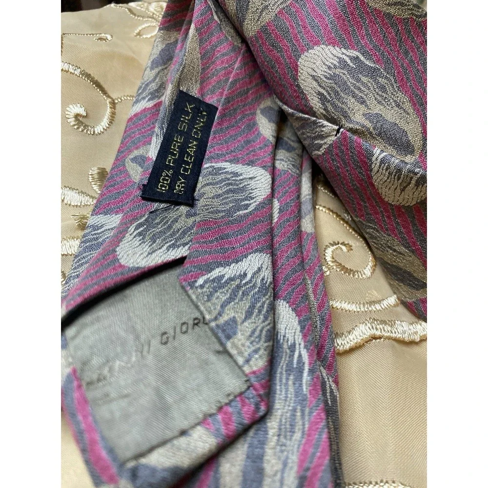 Giorgio Armani Cravatte‎ Necktie Tie Silk Brown Geometric Pattern Made in Italy